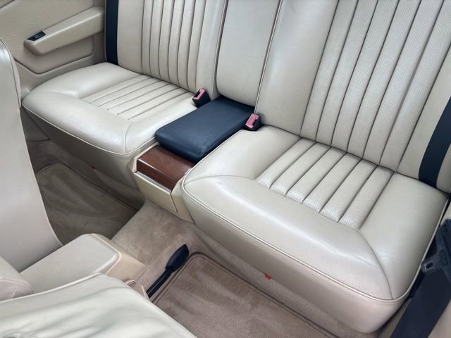 Used 1989 Mercedes-Benz 300 CE Coupe image 30