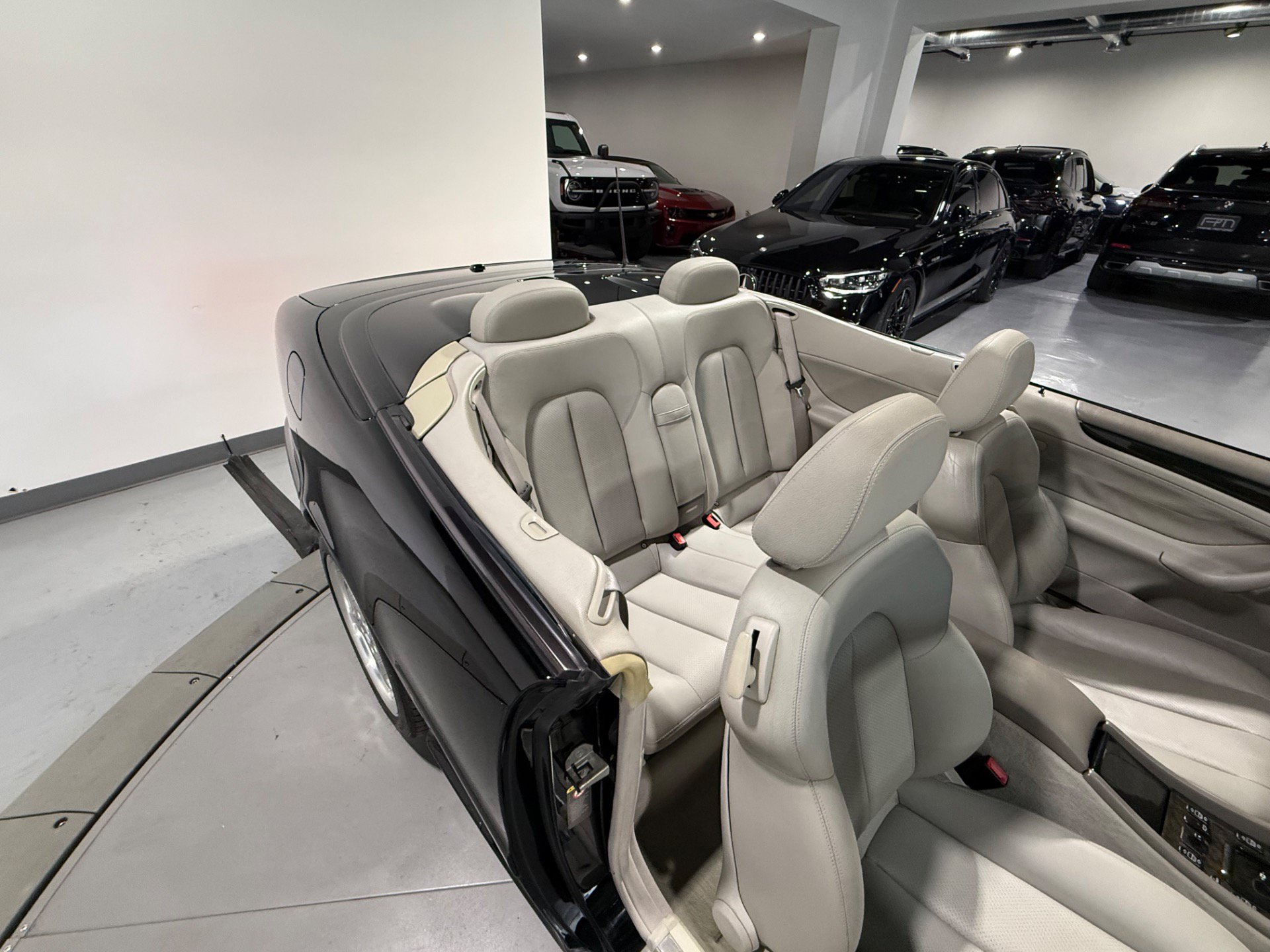 Used 2003 Mercedes-Benz CLK 430 Cabriolet w/ K4 Opt Pkg image 40