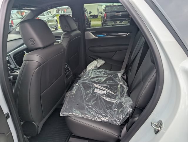 New 2026 Cadillac XT5 Premium Luxury w/ Driver Assist Package AWD/4WD image 9