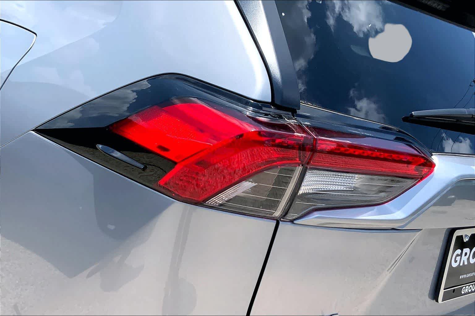 Used 2025 Toyota RAV4 XLE FWD image 28