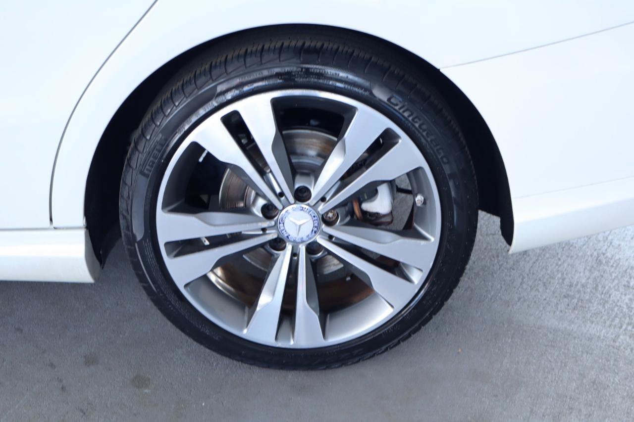 Used 2016 Mercedes-Benz CLA 250 image 11