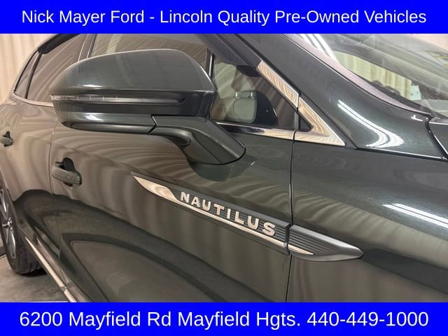 Used 2022 Lincoln Nautilus AWD image 6