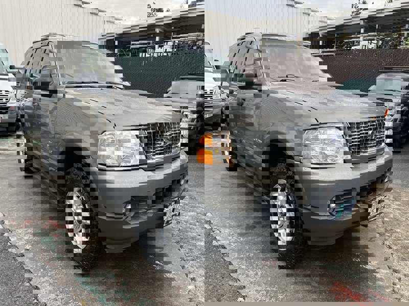 Used 2003 Ford Explorer XLT AWD/4WD image 7