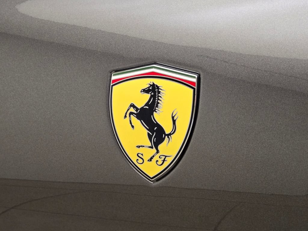 Used 2023 Ferrari Roma RWD image 16