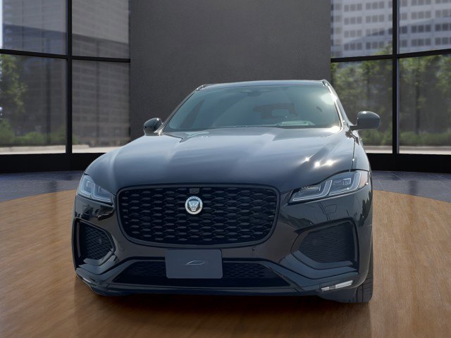 New 2026 Jaguar F-PACE R-Dynamic S image 3