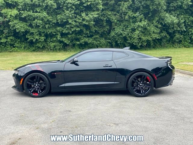 Used 2018 Chevrolet Camaro LT w/ Redline Edition RWD image 4