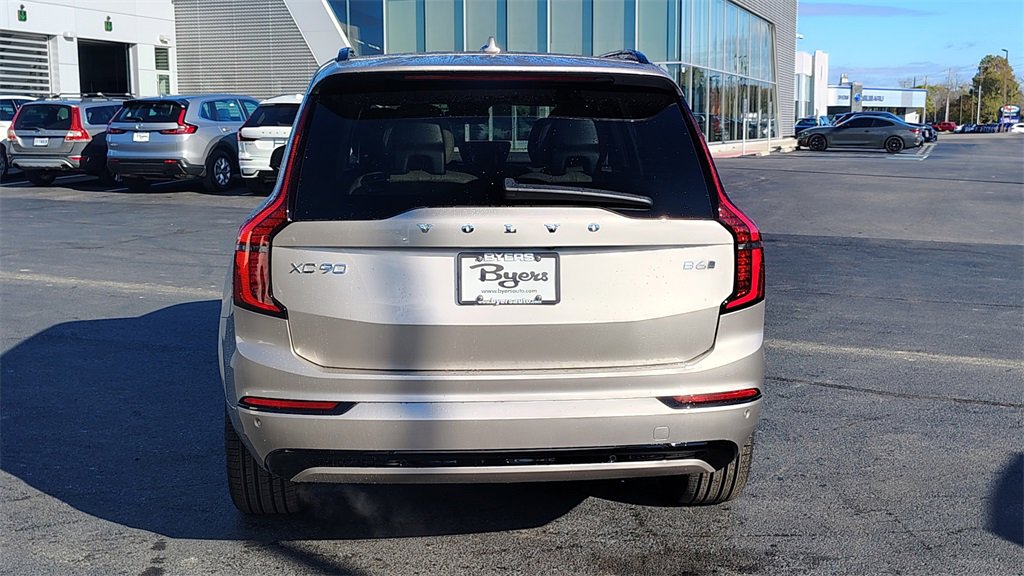 New 2026 Volvo XC90 B6 Ultra image 37
