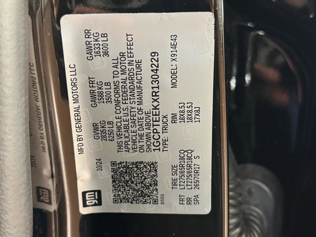 Used 2024 Chevrolet Colorado Trail Boss w/ Advanced Trailering Package image 43