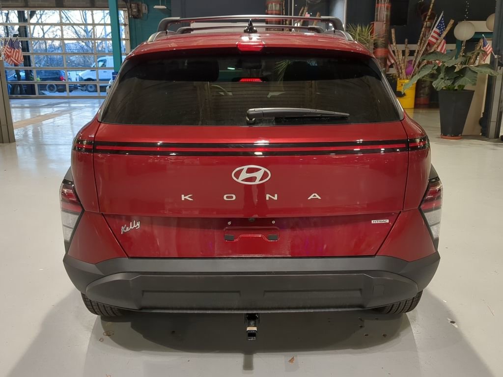 Used 2025 Hyundai Kona SEL image 6