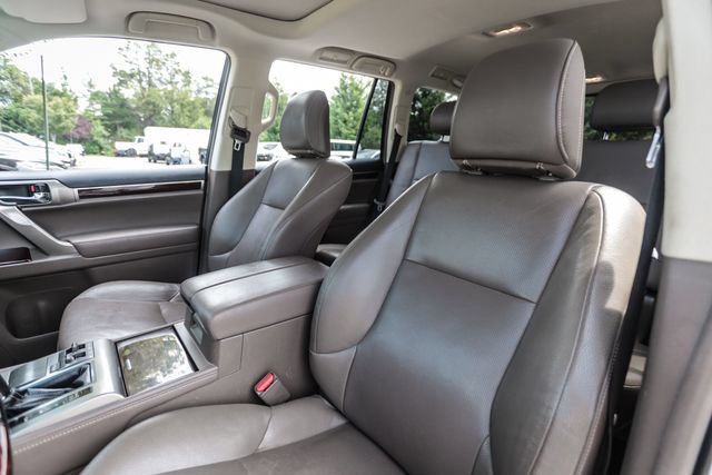 Used 2018 Lexus GX 460 Premium AWD/4WD image 25