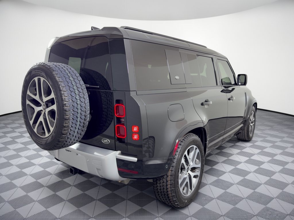 Used 2022 Land Rover Defender 110 XS Edition AWD/4WD image 9