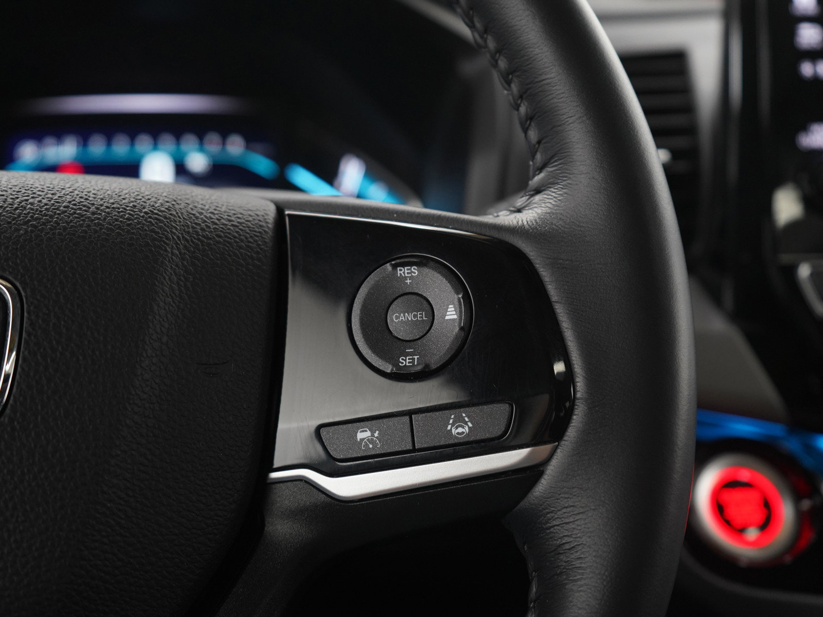 Used 2023 Honda Odyssey Touring image 29