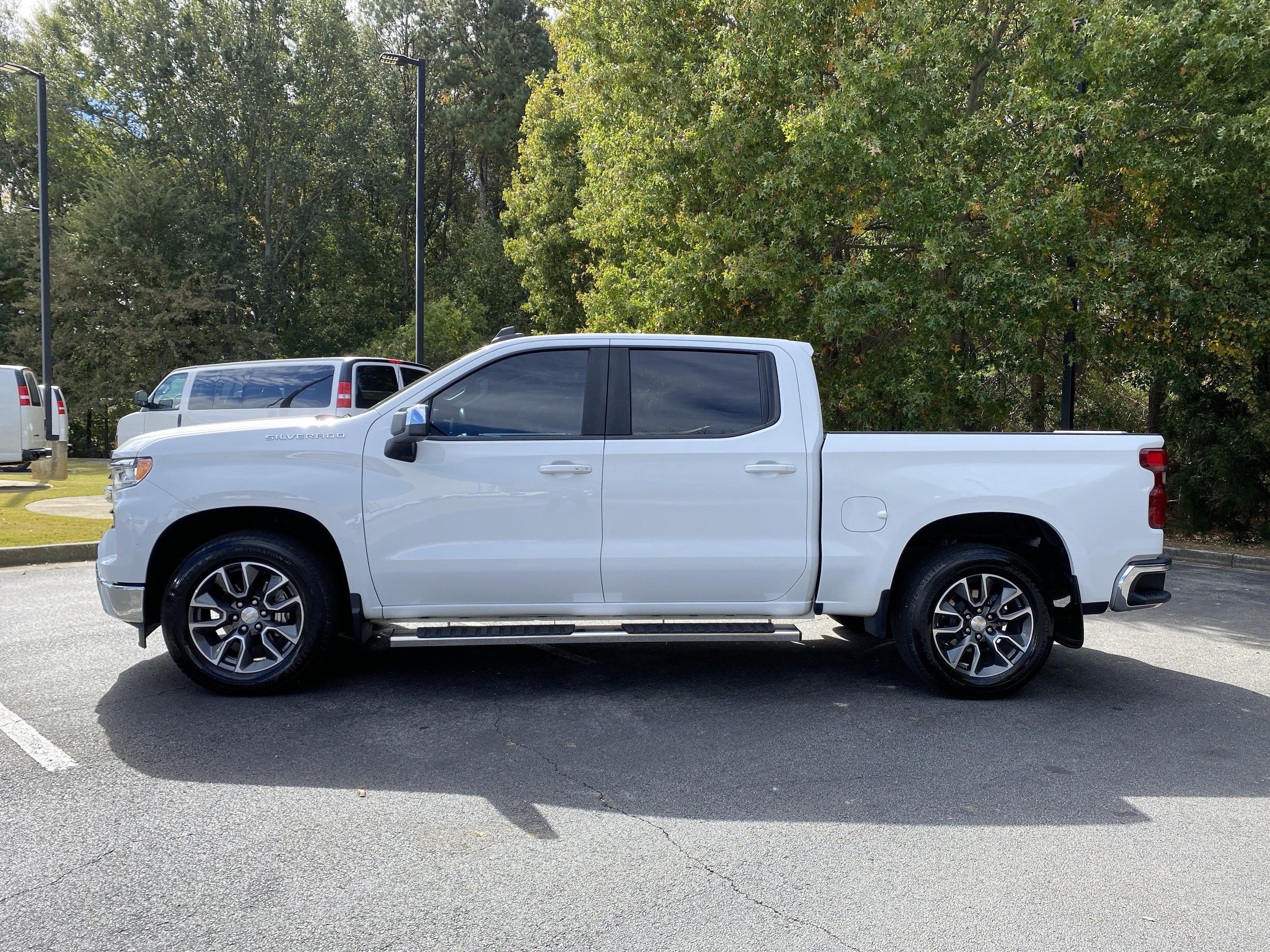 Used 2023 Chevrolet Silverado 1500 LT RWD image 6