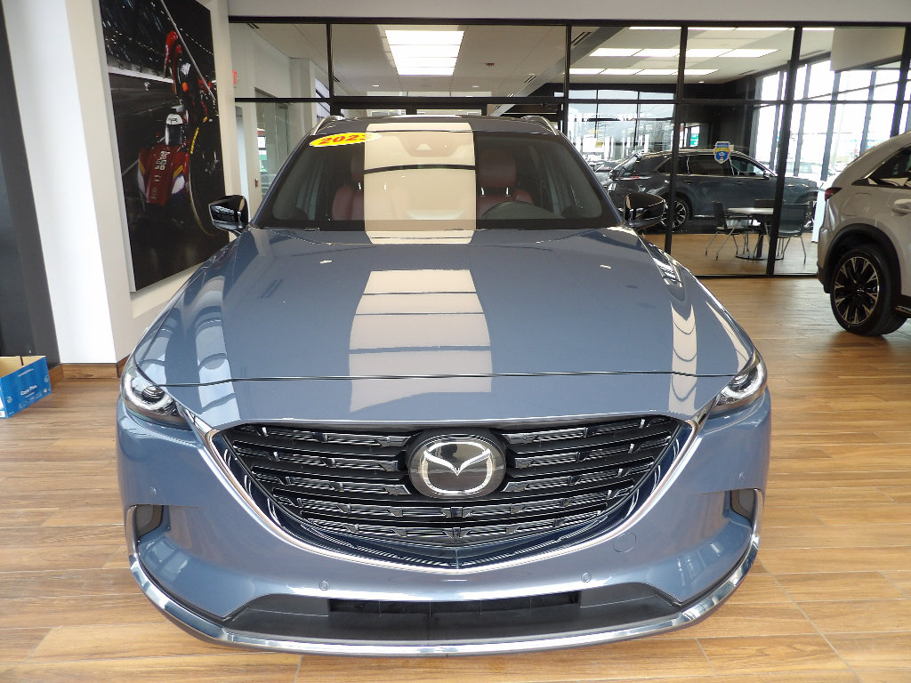 Certified 2023 MAZDA CX-9 Carbon Edition image 2