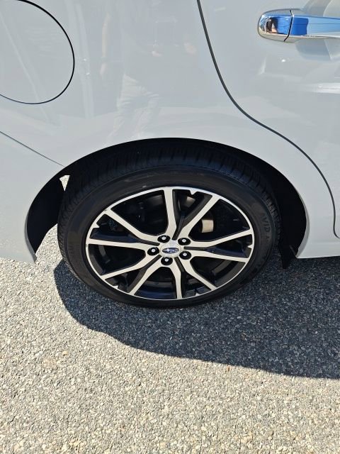 Used 2017 Subaru Impreza 2.0i Limited w/ Moonroof/BSD & Rcta/Eyesight AWD/4WD image 10