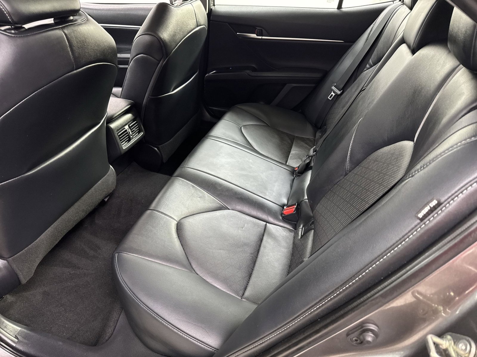Used 2020 Toyota Camry XSE image 29