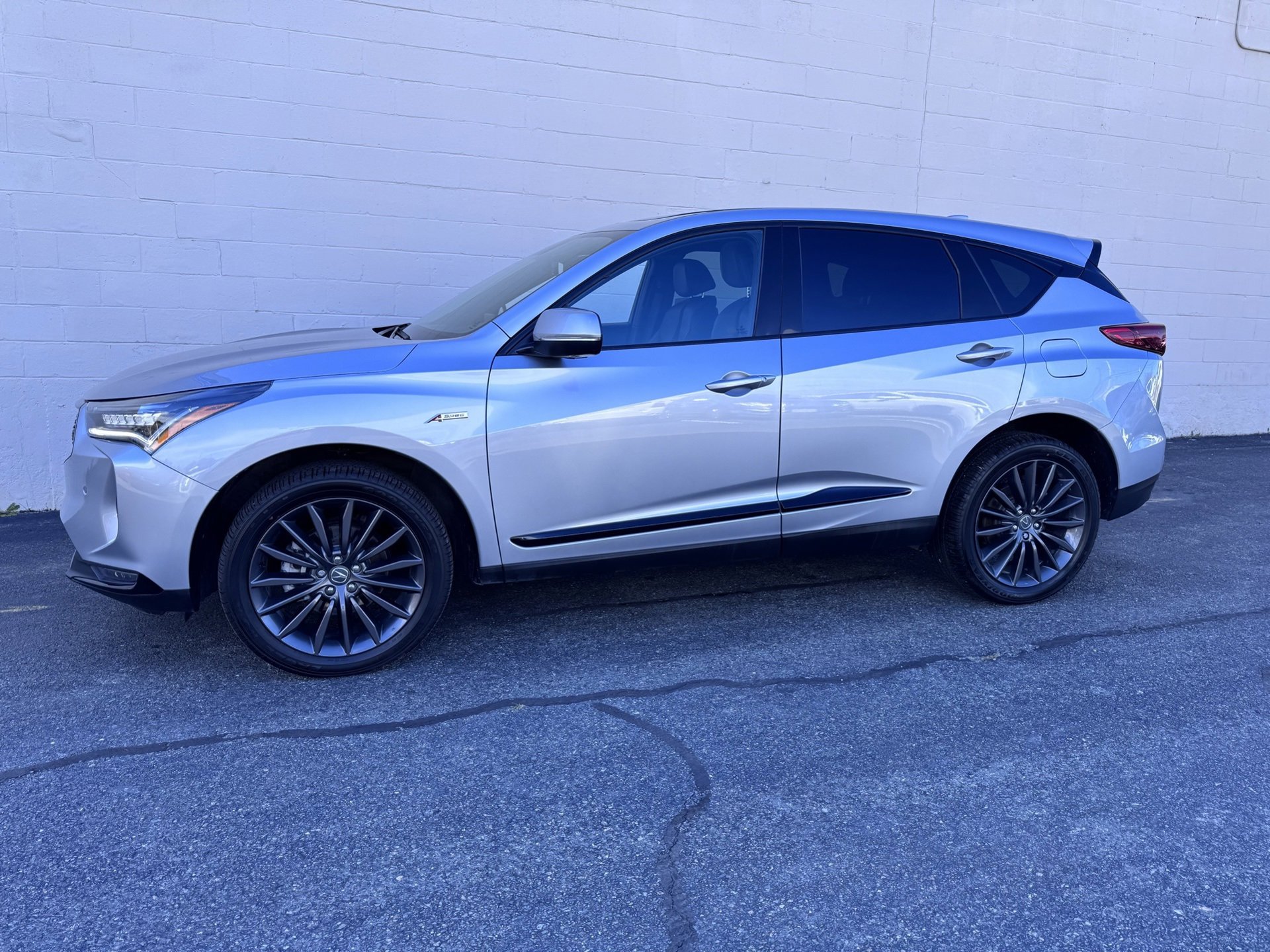 Used 2024 Acura RDX AWD w/ A-Spec & Advance Pkg image 2