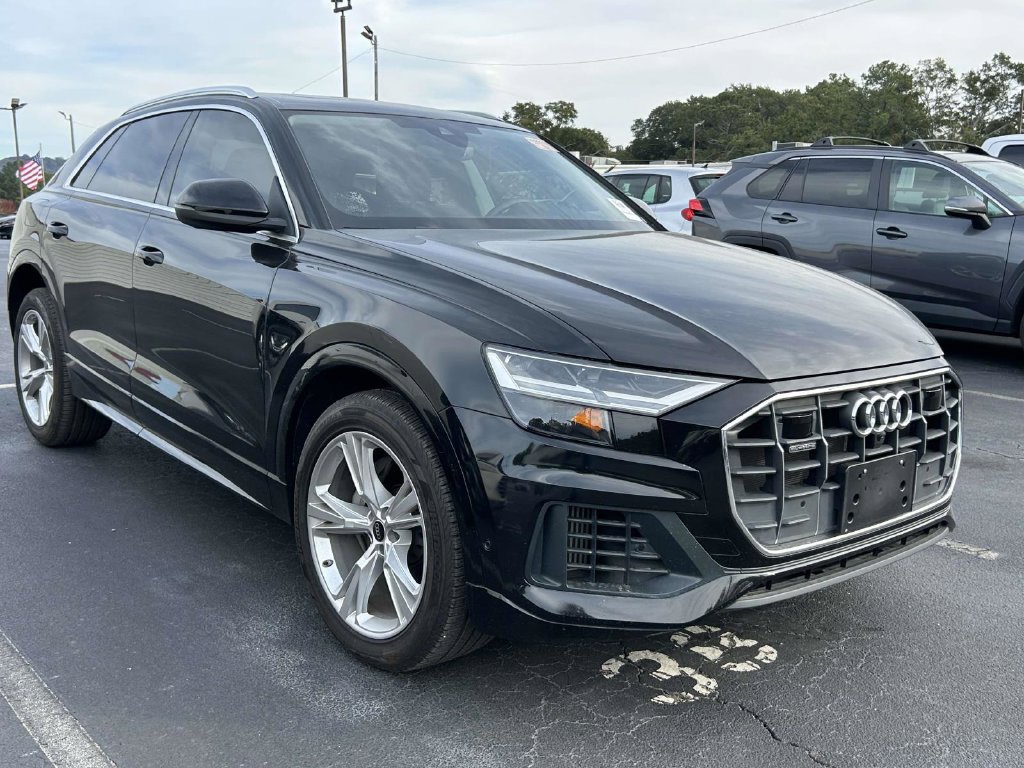 Used 2022 Audi Q8 Premium Plus w/ Premium Plus Package AWD/4WD image 1