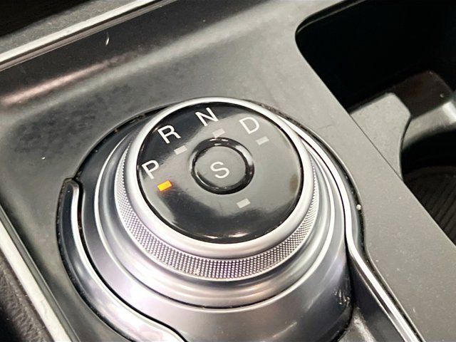 Used 2022 Ford Edge SE image 21