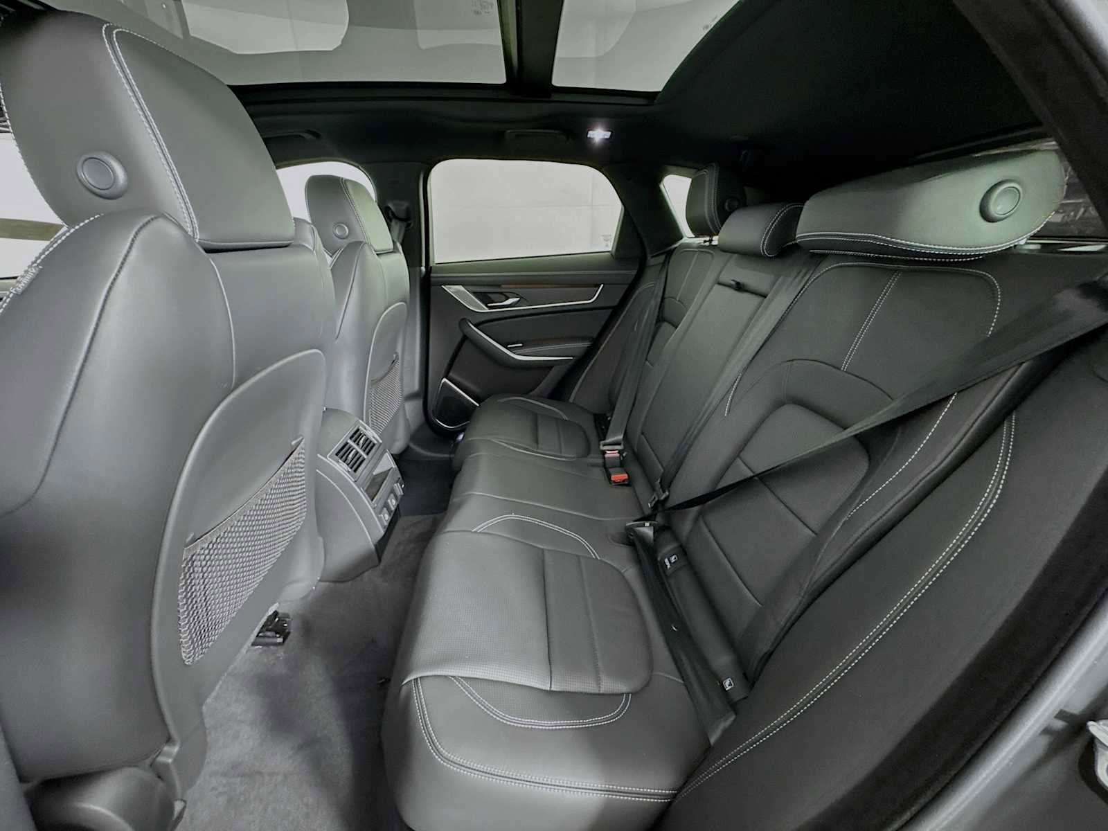 New 2026 Jaguar F-PACE R-Dynamic S AWD/4WD image 20