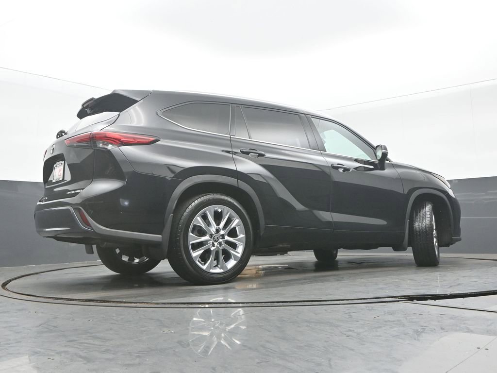 Used 2022 Toyota Highlander Limited AWD/4WD image 33