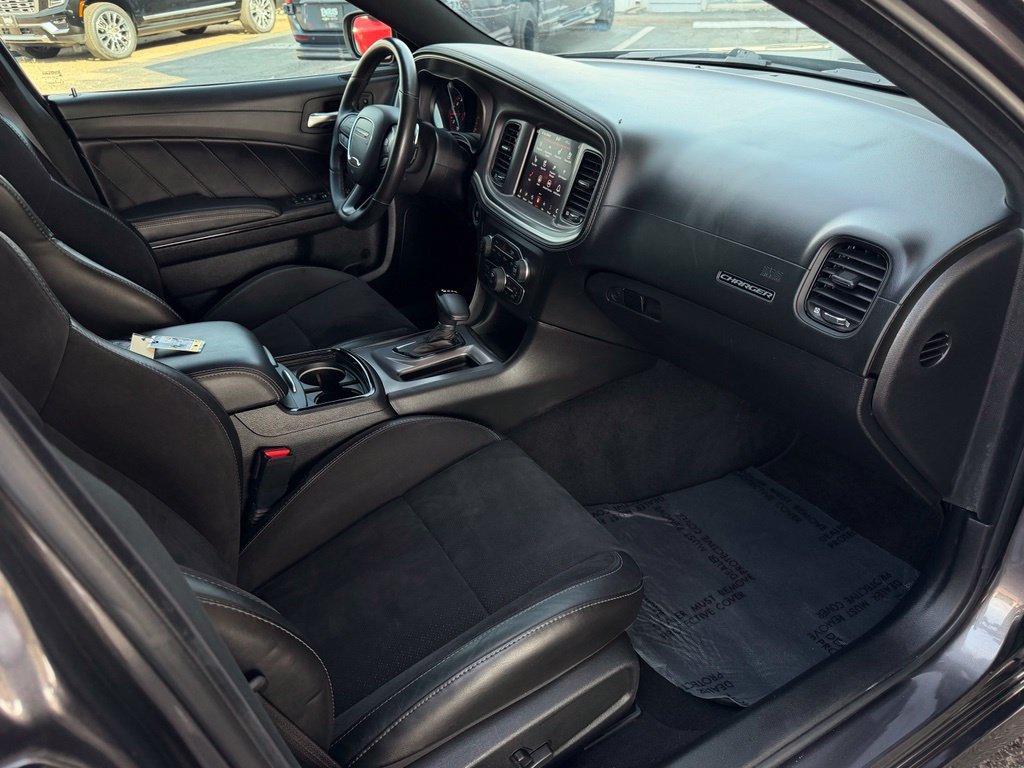 Used 2022 Dodge Charger GT w/ Plus Group RWD image 18