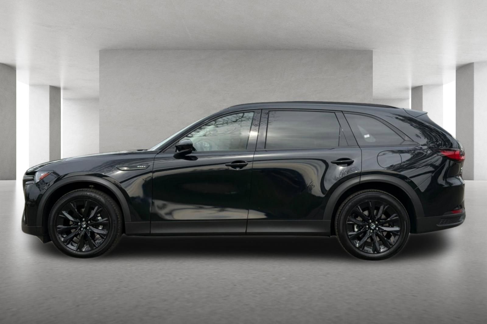 Certified 2025 MAZDA CX-90 Plug-In Hybrid w/Premium Sport image 7