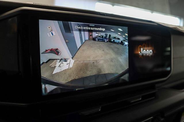 New 2024 Jeep Wrangler Unlimited Sahara image 24