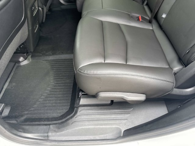 Certified 2024 Cadillac XT6 Luxury w/ LPO, Floor Liner Package AWD/4WD image 61