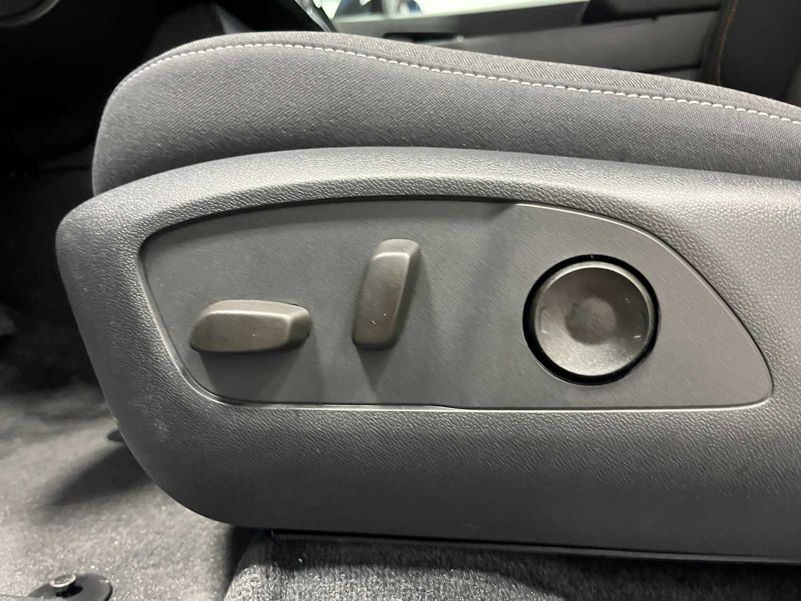 New 2025 Honda Prologue EX image 15