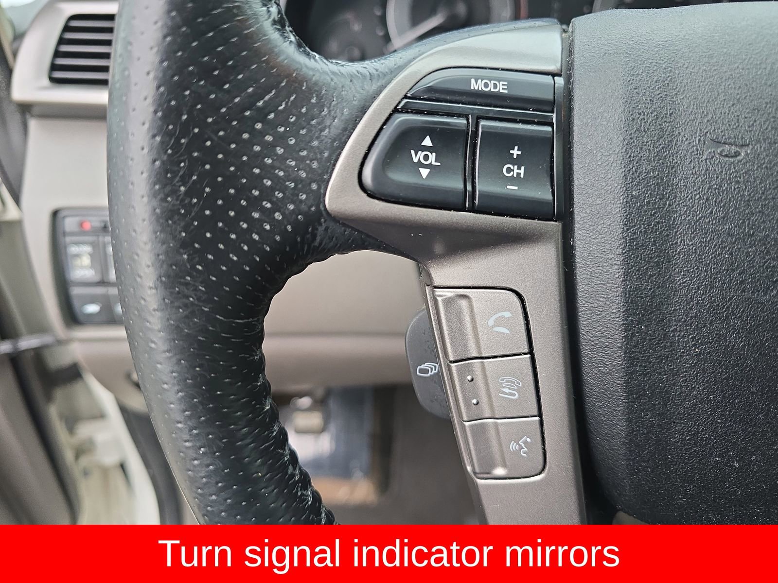 Used 2016 Honda Odyssey Touring image 25