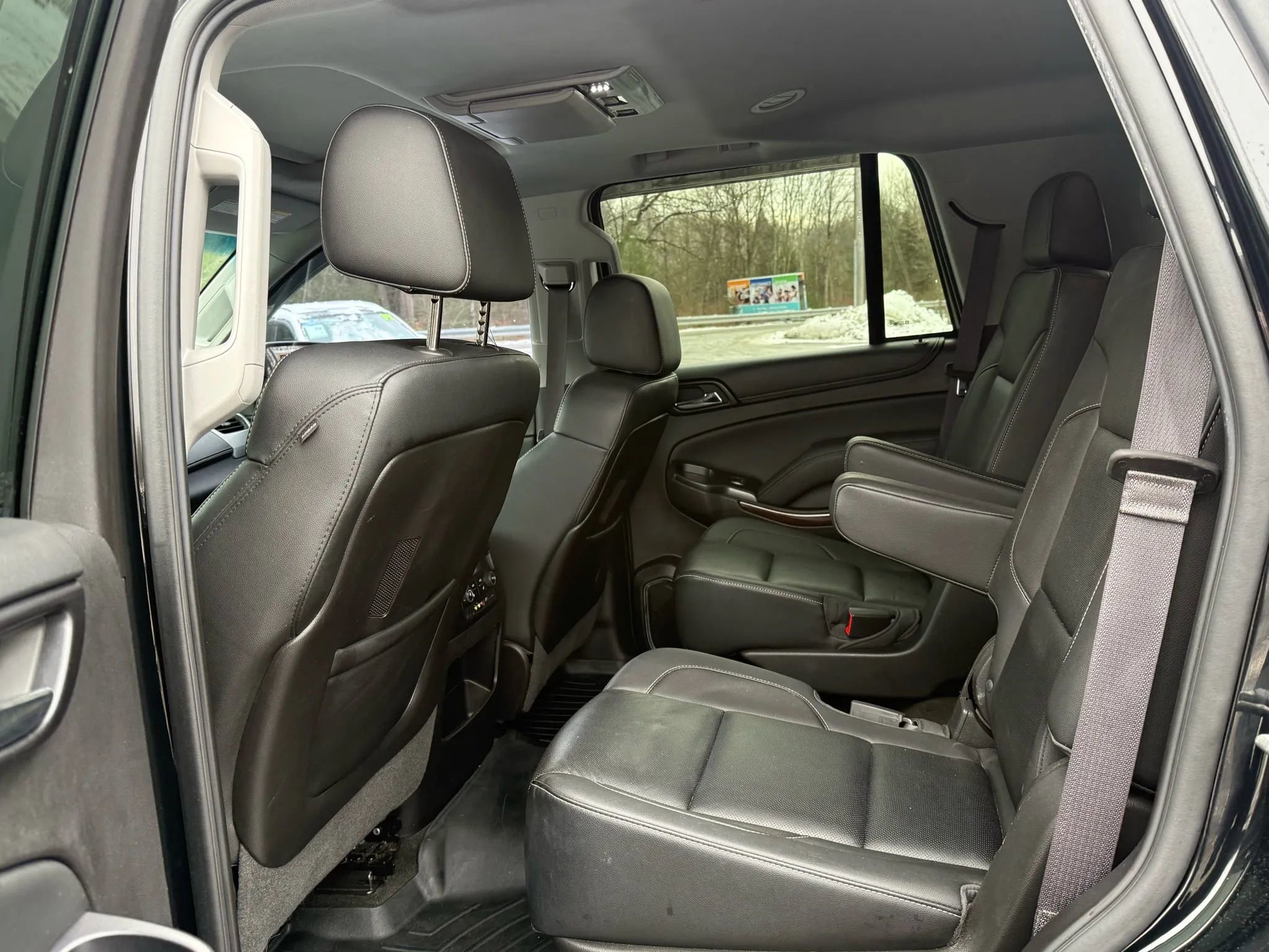 Used 2016 GMC Yukon SLT w/ Open Road Package image 13