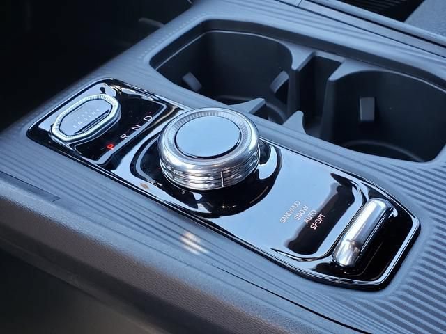 New 2026 Jeep Cherokee Laredo AWD/4WD image 11