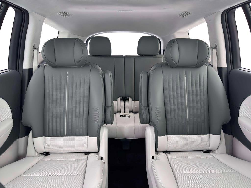 New 2026 Hyundai Ioniq 9 Calligraphy w/ Tow & Go Package image 17