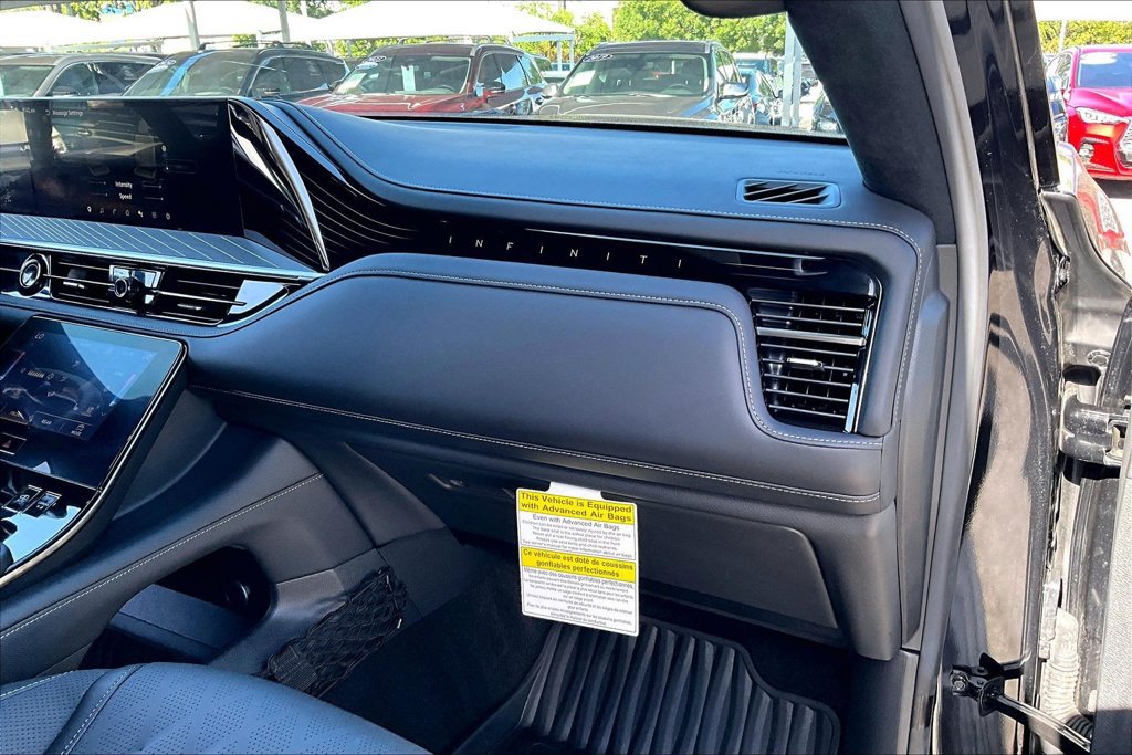 Used 2026 INFINITI QX80 Autograph w/ Premium Cargo Package AWD/4WD image 22