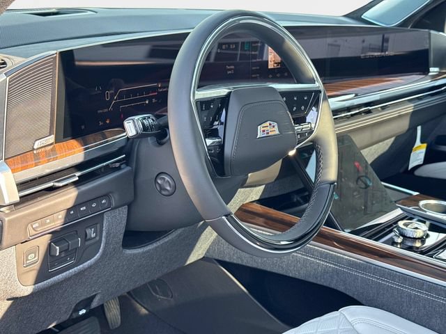 New 2026 Cadillac Escalade Platinum Sport w/ LPO, ONYX Package AWD/4WD image 24