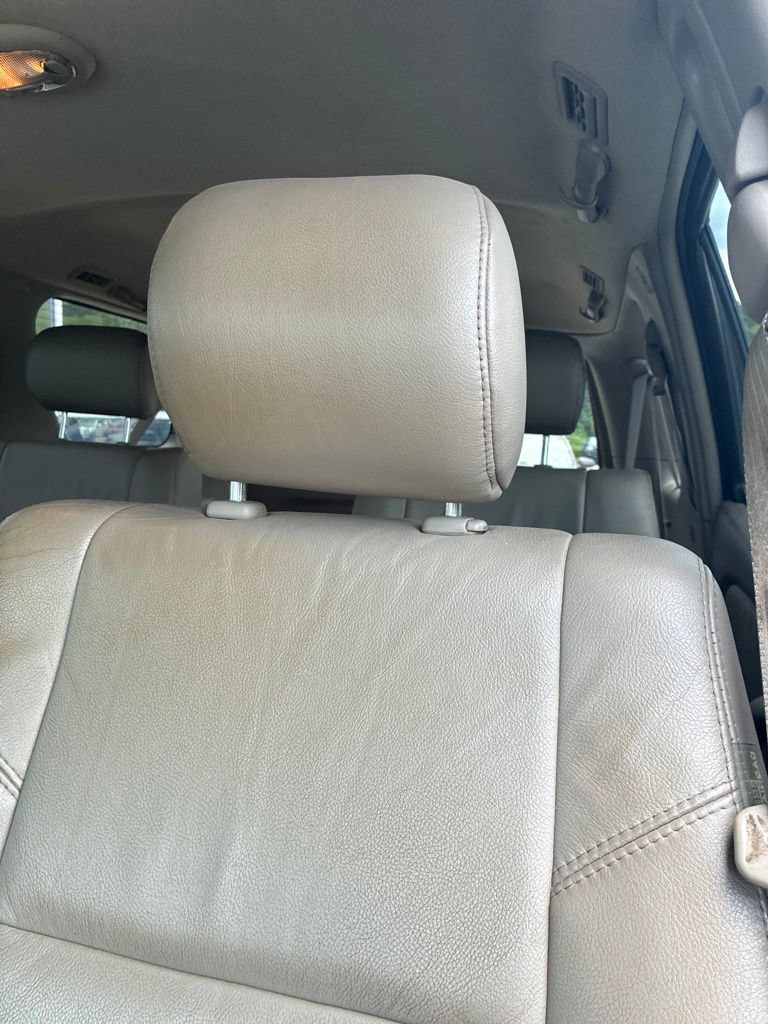 Used 2007 Toyota Sequoia Limited w/ Luxury Pkg AWD/4WD image 5