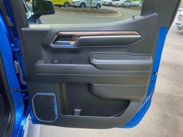 Used 2024 Chevrolet Silverado 1500 RST w/ Z71 Off-Road Package AWD/4WD image 34