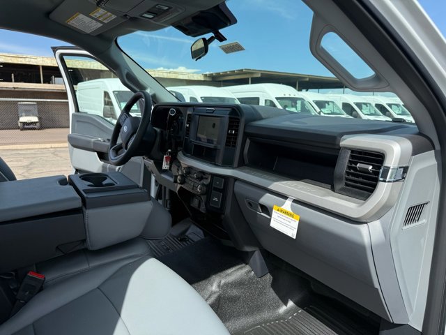 New 2026 Ford F250 XL w/ XL Chrome Package image 24