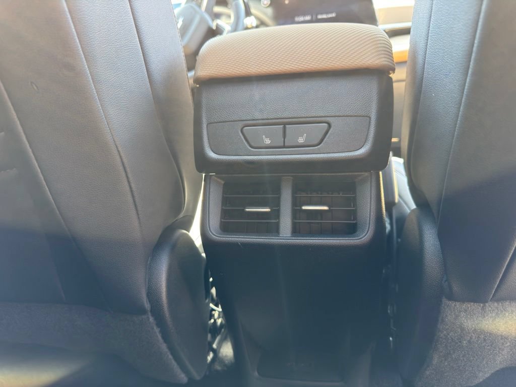 New 2026 Chevrolet Equinox ACTIV w/ Convenience Package III AWD/4WD image 14