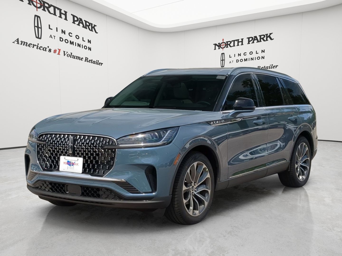 New 2026 Lincoln Aviator 2WD image 7