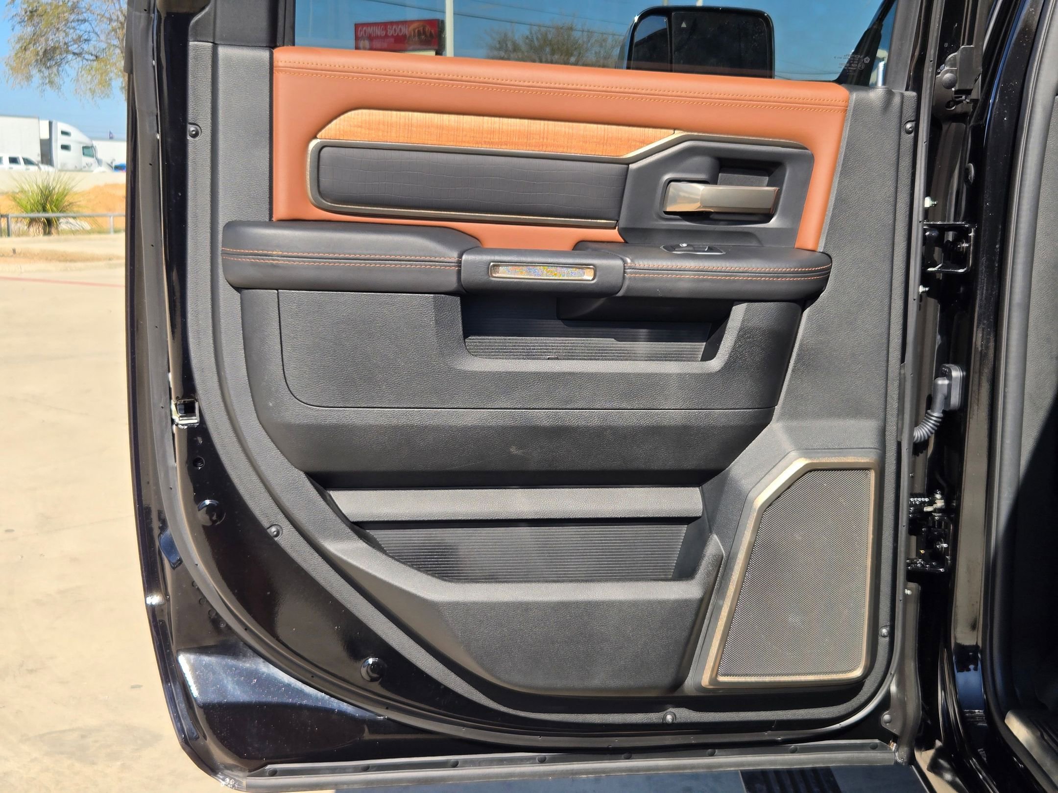 Used 2022 RAM 3500 Limited image 15