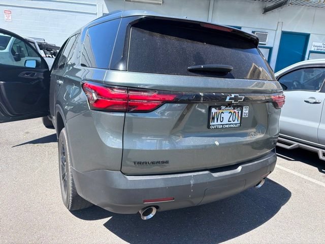 Used 2023 Chevrolet Traverse LT w/ Midnight/Sport Edition FWD image 3