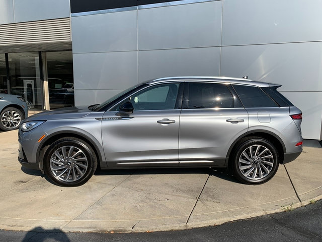Certified 2023 Lincoln Corsair Reserve w/ Equipment Group 201A AWD/4WD image 2