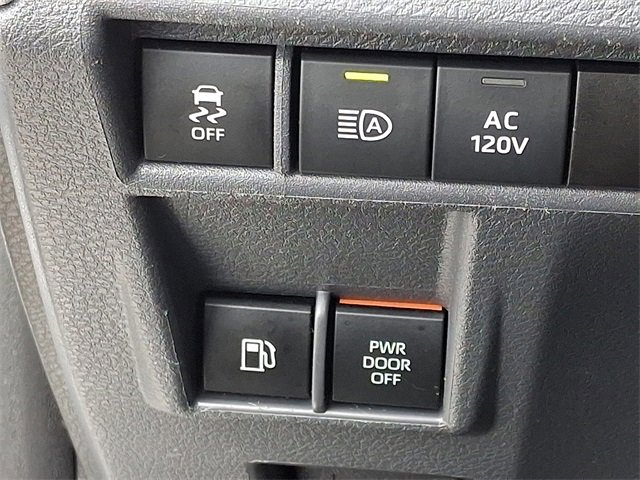 Used 2023 Toyota Sienna XSE w/ XSE Plus Package image 27