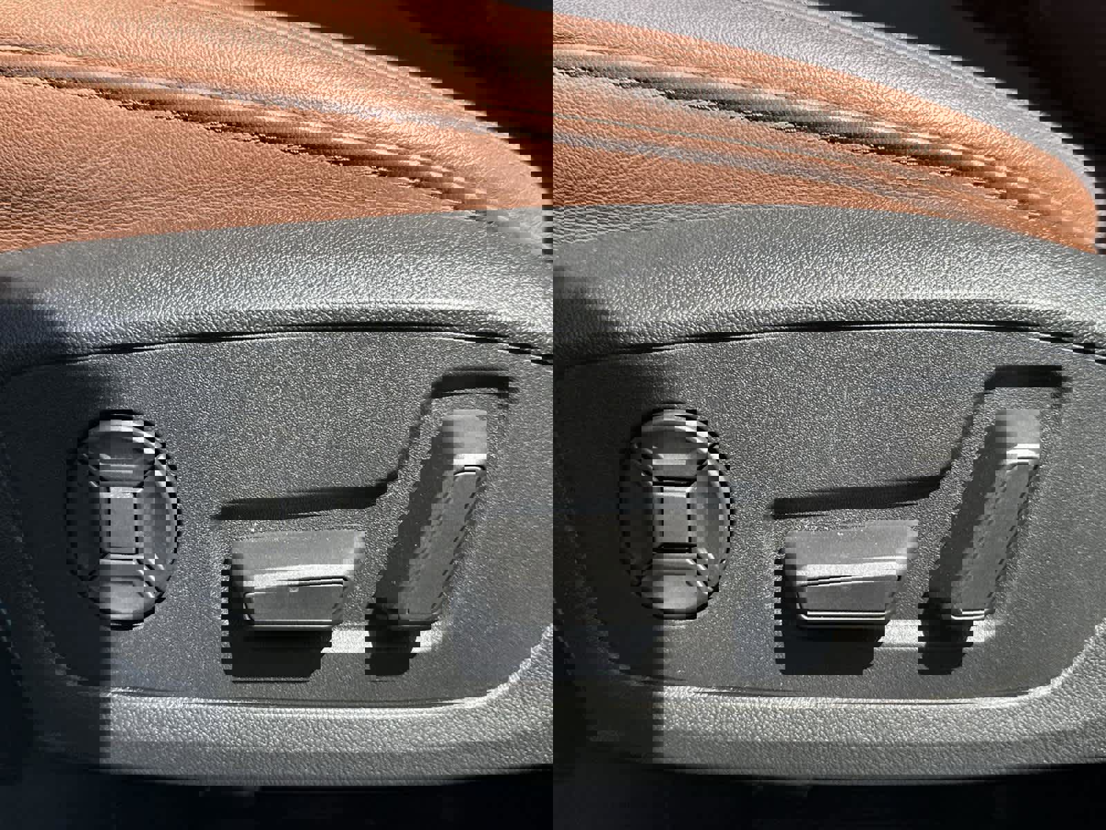 Used 2021 Audi Q3 2.0T Premium Plus w/ Premium Plus Package image 14