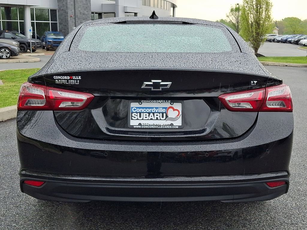 Used 2019 Chevrolet Malibu LT w/ Driver Confidence Package II FWD image 5