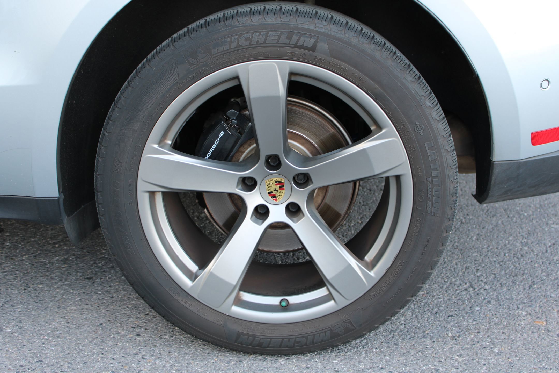 Used 2023 Porsche Macan image 29