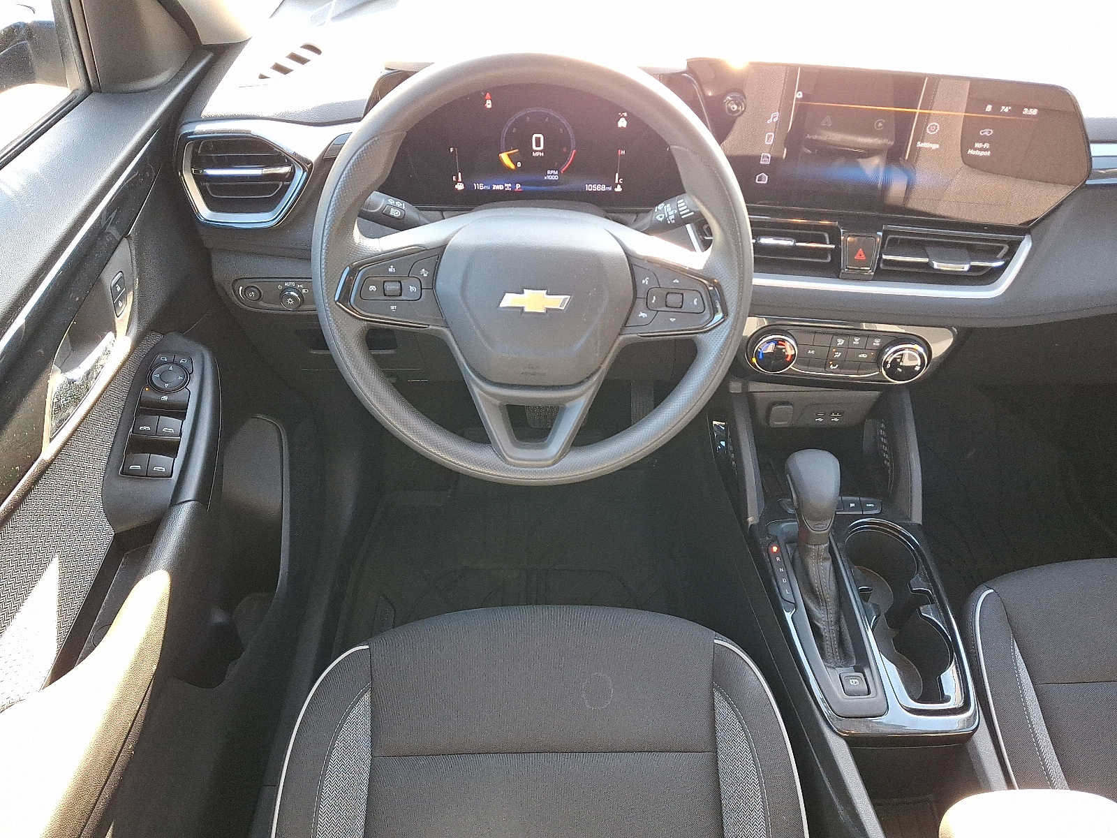 Used 2024 Chevrolet TrailBlazer LT w/ Driver Confidence Package AWD/4WD image 11