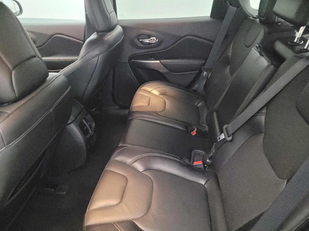 Used 2021 Jeep Cherokee Limited image 18